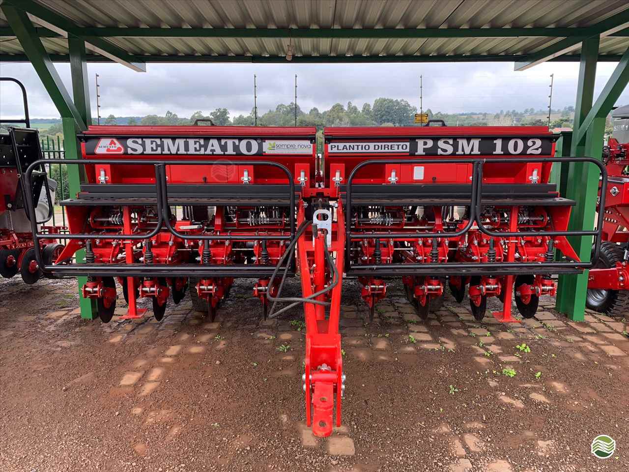 PLANTADEIRA SEMEATO SEMEATO PSM 102 Sempre Nova Máquinas e Implementos Agrícolas PASSO FUNDO RIO GRANDE DO SUL RS